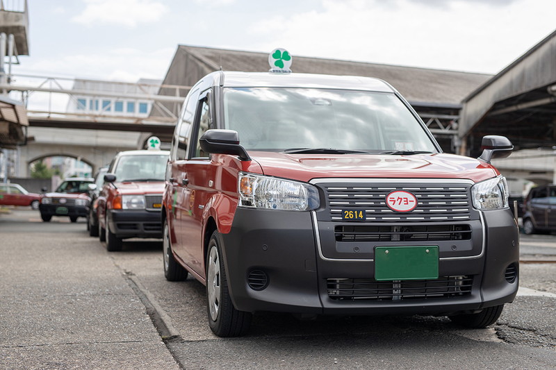 洛陽交運のタクシー